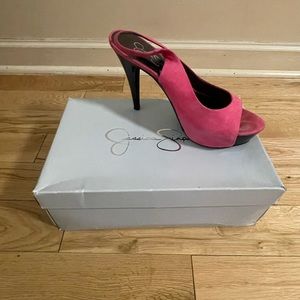 #PINKY Jessica Simpson